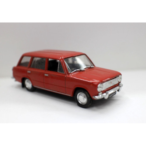 1:43 alloy GAZ 2102 Russian car model,high simulation classic Soviet car toy,station wagon toy DARK RED